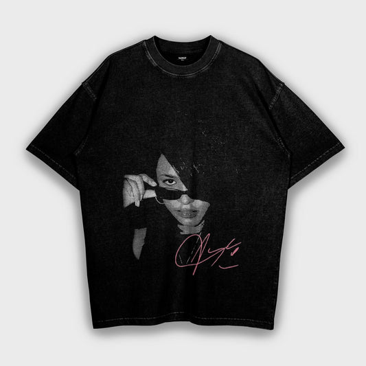 Aaliyah - Loose Fit Heavyweight T-Shirt